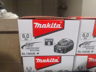 4 Baterías Makita 18V 6Ah