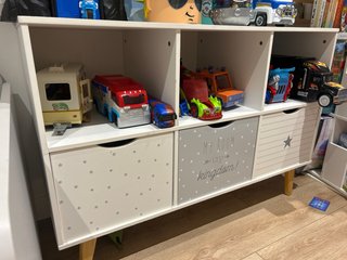 Mueble Estantería con Cajones