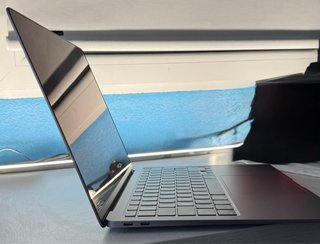 MacBook Air 13” 2020 Intel i5 · 8GB · 512GB SSD