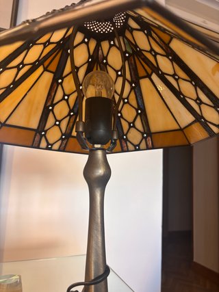 Lámpara de mesa estilo Tiffany