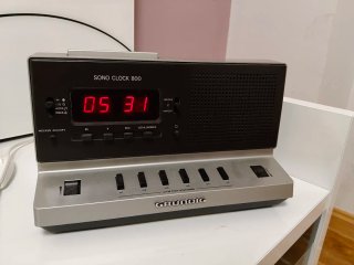 Radio Reloj Despertador Grundig Sono Clock 800