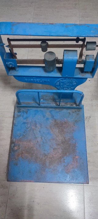 Bascula antigua mecánica marca Arcas