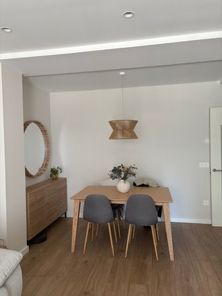 Mesa de comedor Indesan de madera 140x90 .