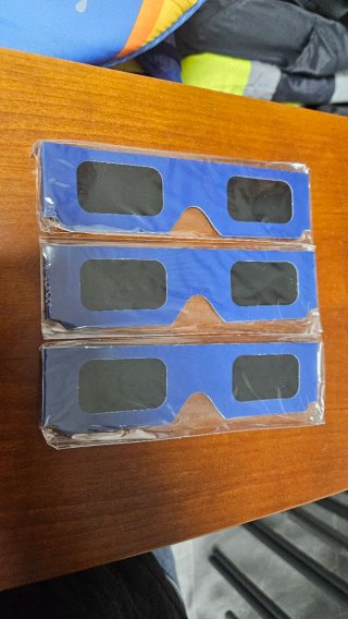 Gafas Eclipse Solar Azules