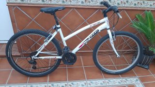 Bicicleta de Montaña Indur Blanca de mujer