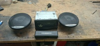 Radio CD Pioneer con Altavoces