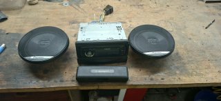 Radio CD Pioneer con Altavoces