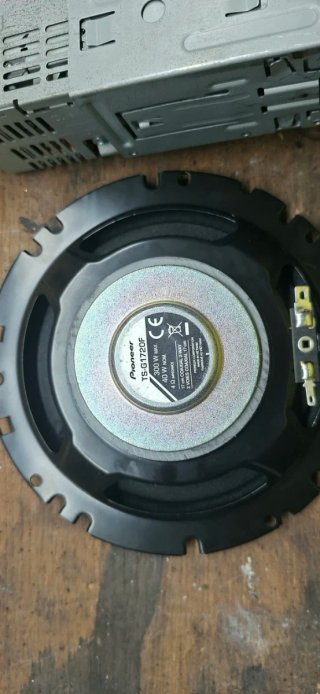 Radio CD Pioneer con Altavoces