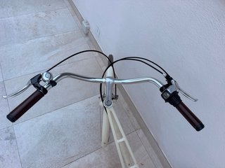 Bicicleta urbana Electra Lara Loft - Crema