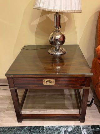 Mesa Baja de Salón de Madera
