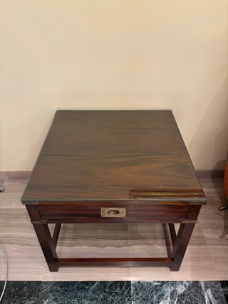 Mesa Baja de Salón de Madera