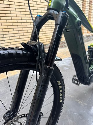 Bicicleta Eléctrica Giant