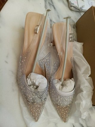 Zapatos fiesta nude pedrería talla 40