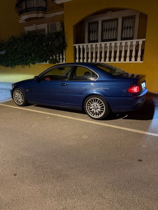 BMW e46 323CI