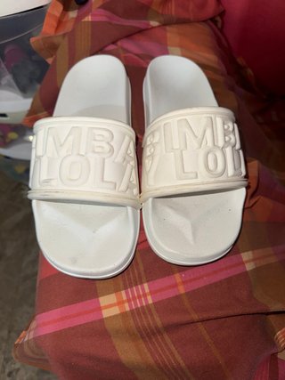 Chanclas Bimba y Lola Blancas