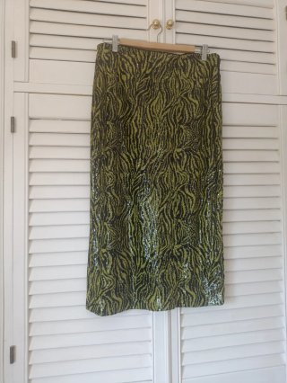Falda Midi de Lentejuelas Zara