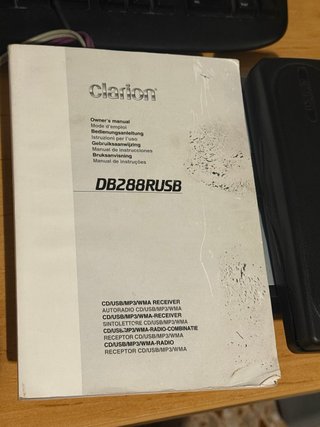 Radio CD Clarion MP3 / WMA