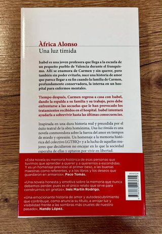Una luz tímida  Africa Alonso.