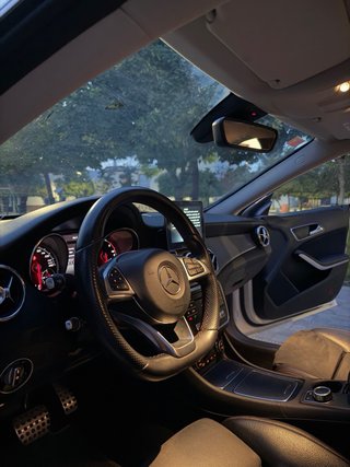 Mercedes-Benz Clase CLA