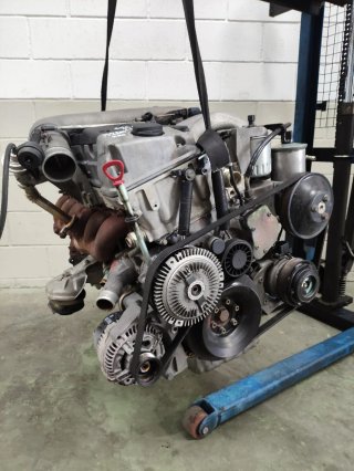 Motor completo Mercedes E 300 D de 1995.