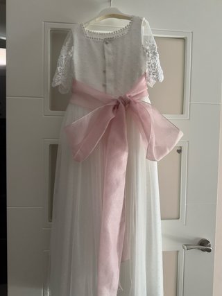 Vestido de Comunión Blanco con Lazo Rosa
