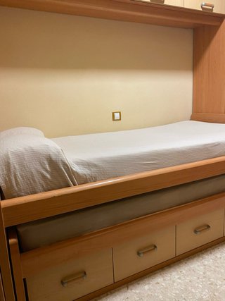Cama nido con cajones y altillo