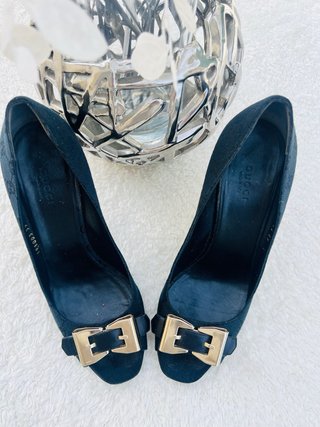 Zapatos de Salón Gucci Negro Talla 39