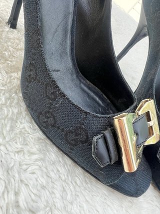 Zapatos de Salón Gucci Negro Talla 39