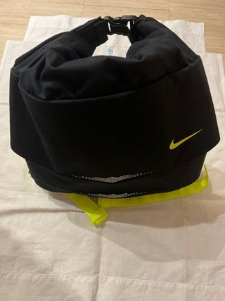 Mochila Nike extensible de Running
