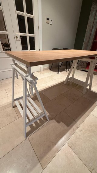 Escritorio Madera con Caballetes