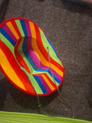 Sombreros varios