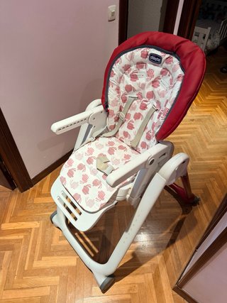 Trona Chicco con todos los accesorios