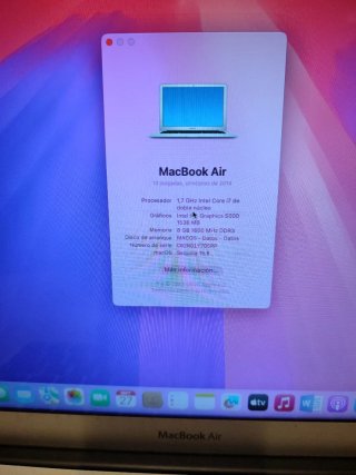MacBook Air i7 1.7GHz 8GB RAM 250GB SSD