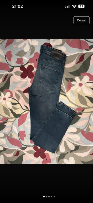 Pantalón hombre pitillo azul, talla 32-33
