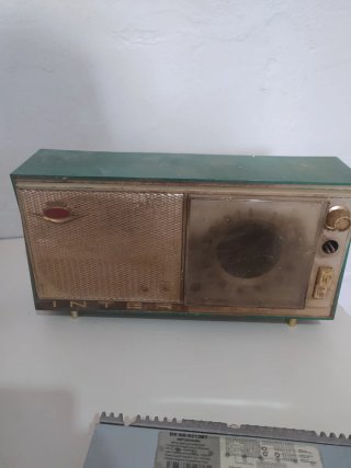 Lote de 4 Radios Vintage y Modernas
