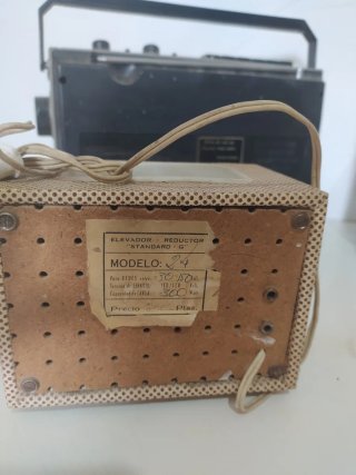 Lote de 4 Radios Vintage y Modernas