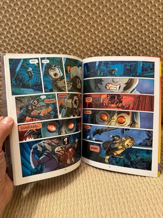 Fumetto Manga Creepy Past Nascosto Nel Buio - N1