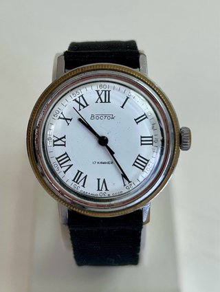 Reloj Bostok de CUERDA 17 Joyas Vintage