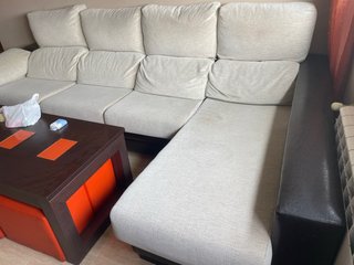 Sofá modular beige y marrón