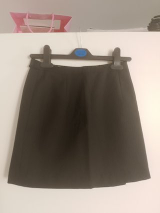 Falda recta negra de Mango, talla 36