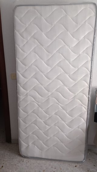 Colchón 90x190 cm sin estrenar, viscoelástico