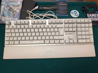 Teclado Mecánico Gaming Newskill Serike Ivory