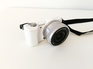1.272 DISPAROS Sony Alpha 5000 con objetivo kit