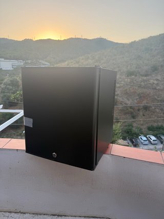 Mini Nevera pequeña 30L negra nueva