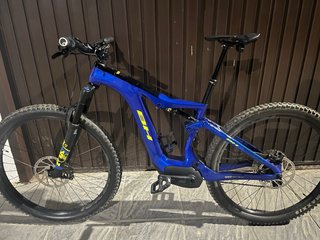 BH ATOMX CARBONO EBIKE