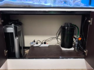 Acuario 288L con mueble blanco completo