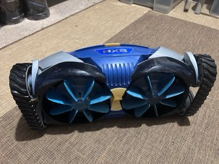 Limpiafondos Zodiac MX8