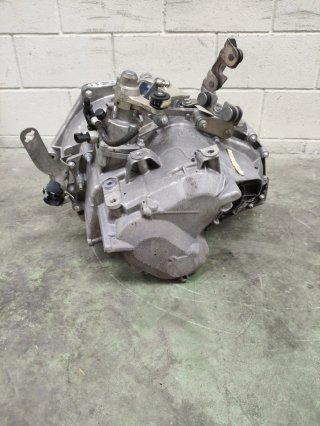 Caja de cambios Opel Vectra C 2.0 turbo de 2007.