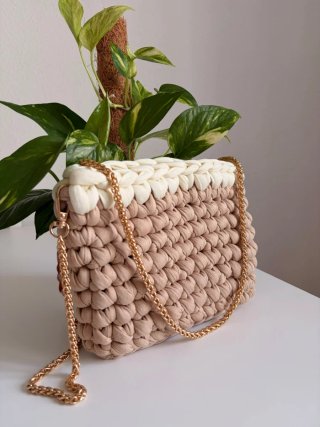 Mini Bolso de Crochet Beige y Blanco