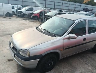 Capot opel corsa b edition 2000 481105